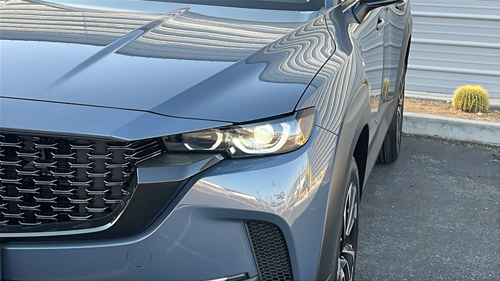 2025 Mazda CX-50 Premium Plus photo 4