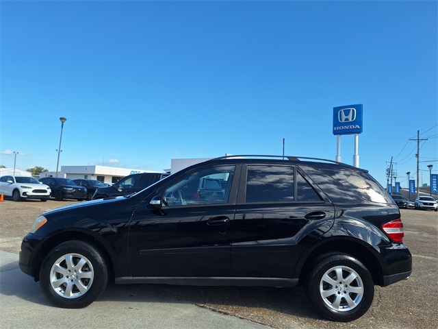 2006 Mercedes Benz ML 350 4MATIC photo 2