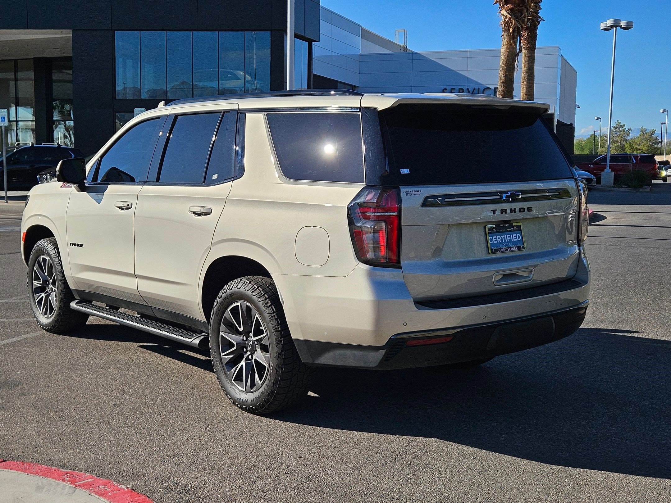 2022 Chevrolet Tahoe Z71 photo 3