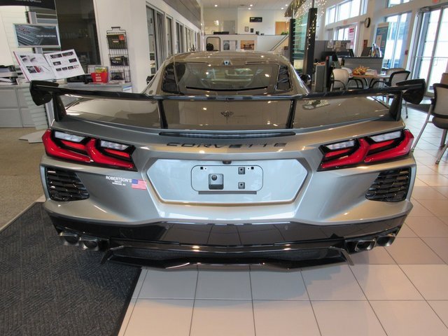 2022 Chevrolet Corvette Stingray 2LT photo 3