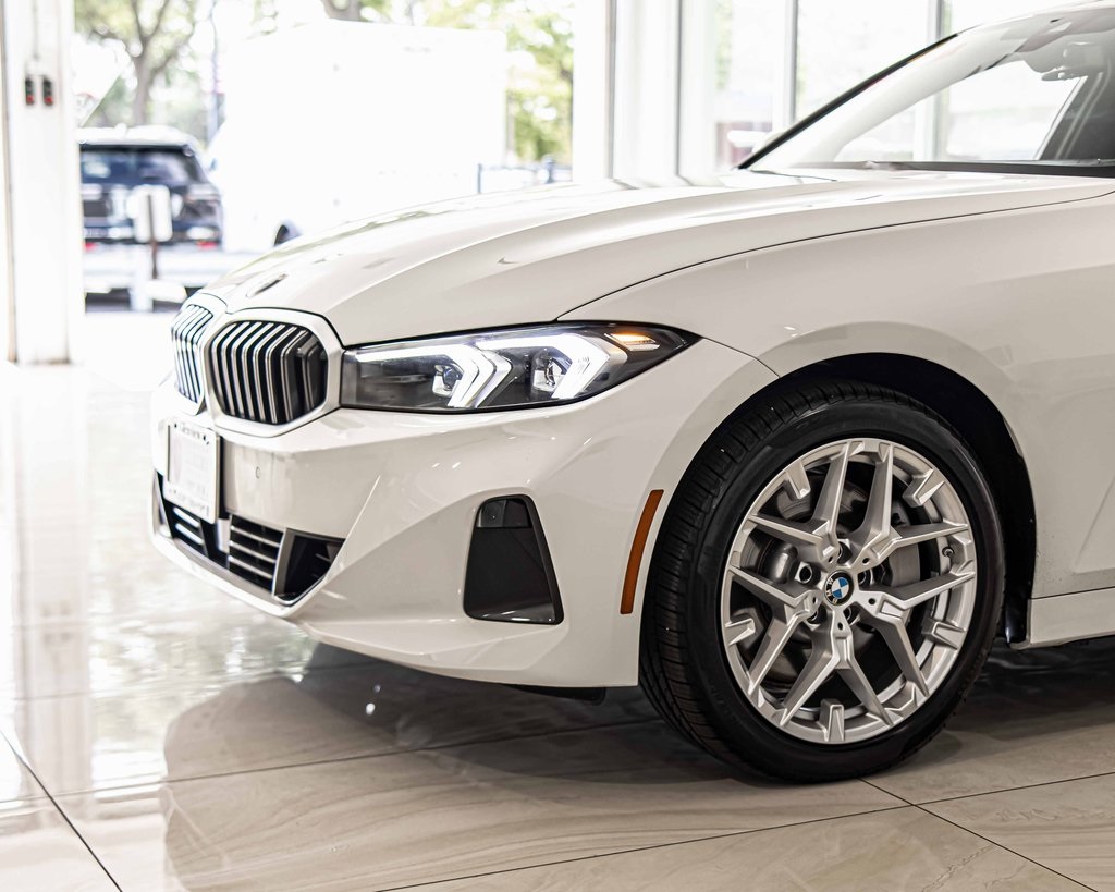 2025 BMW 330I - Image 4