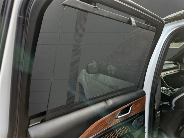 2023 Jeep Grand Cherokee Summit photo 28