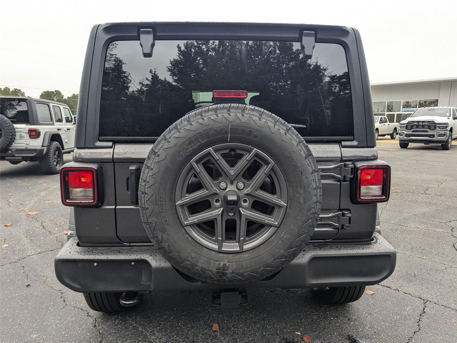 2025 Jeep Wrangler Sport S photo 4