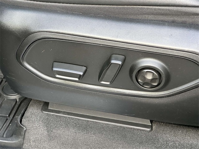 2021 Jeep Grand Cherokee Overland photo 20