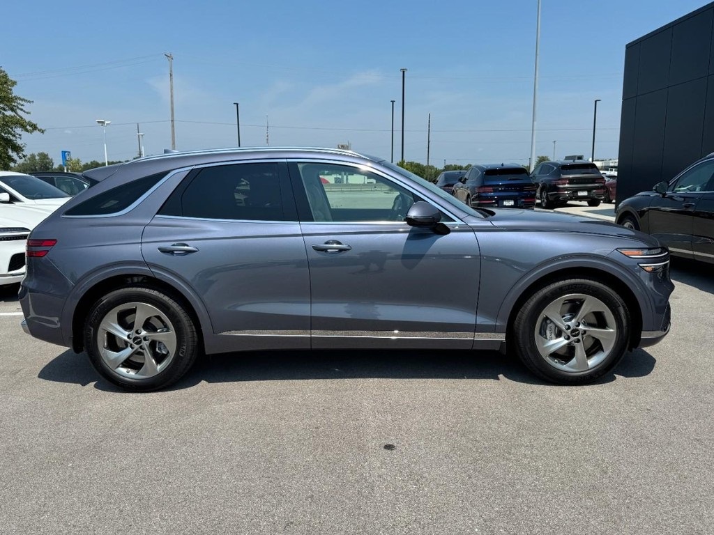 2026 Genesis GV70 2.5T Select photo 2