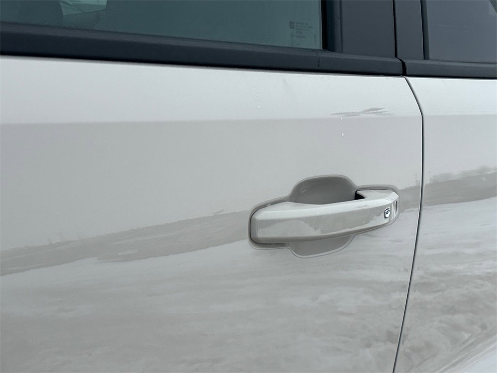 2026 GMC CANYON - Image 12