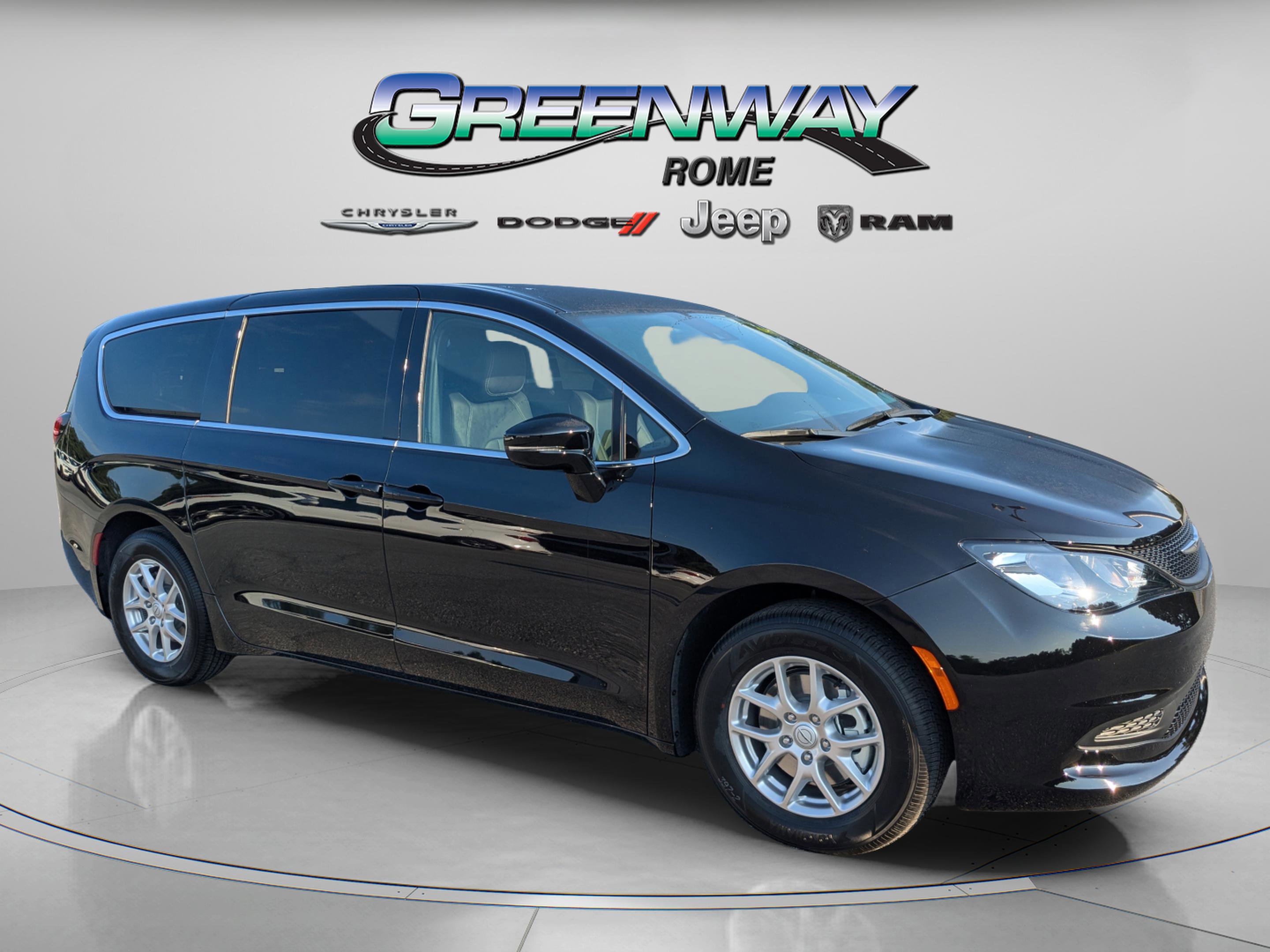 2026 Chrysler Voyager LX's photo