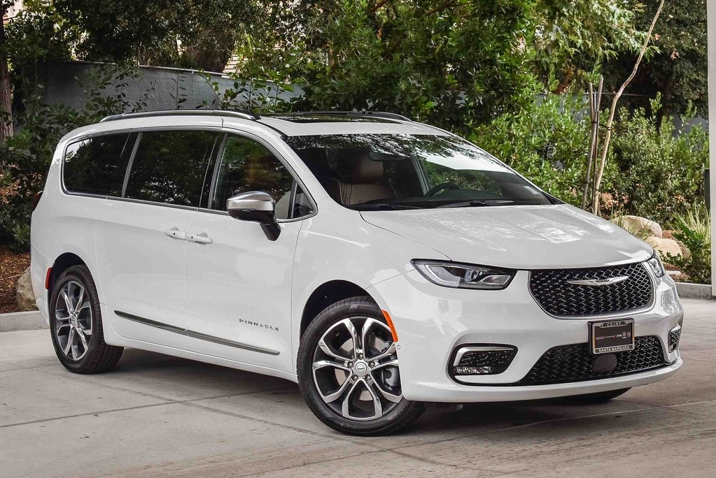 2026 Chrysler Pacifica