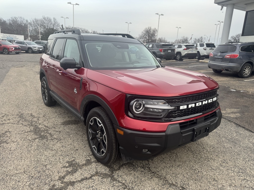 2025 Ford Bronco Sport Outer Banks's photo