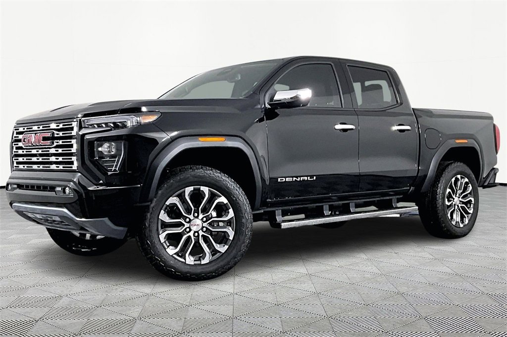 2026 GMC Canyon Denali's photo