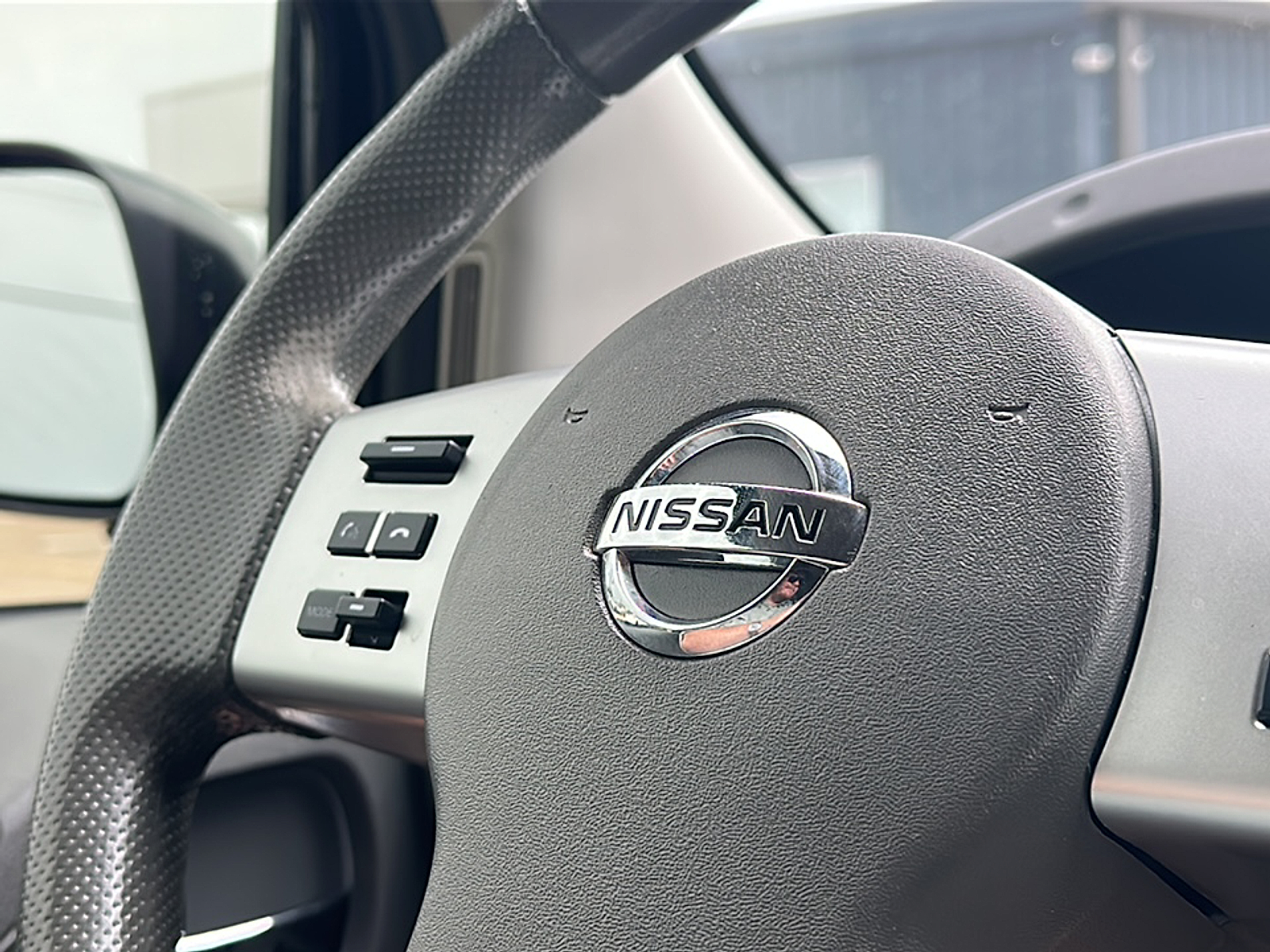 2019 Nissan Frontier SV photo 8