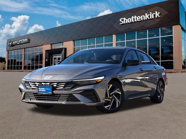 2025 Hyundai Elantra SEL's photo