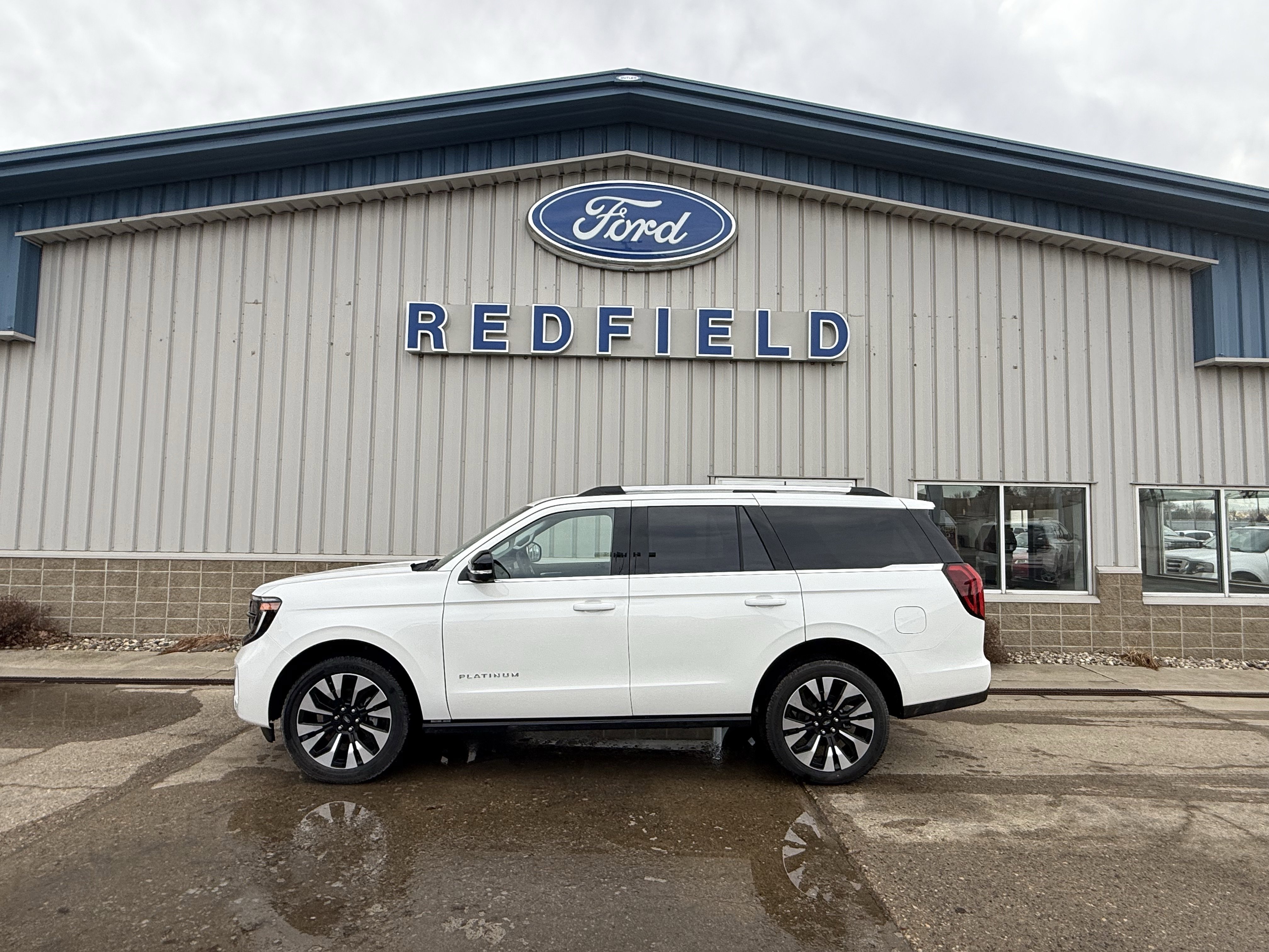 2025 Ford Expedition Platinum's photo