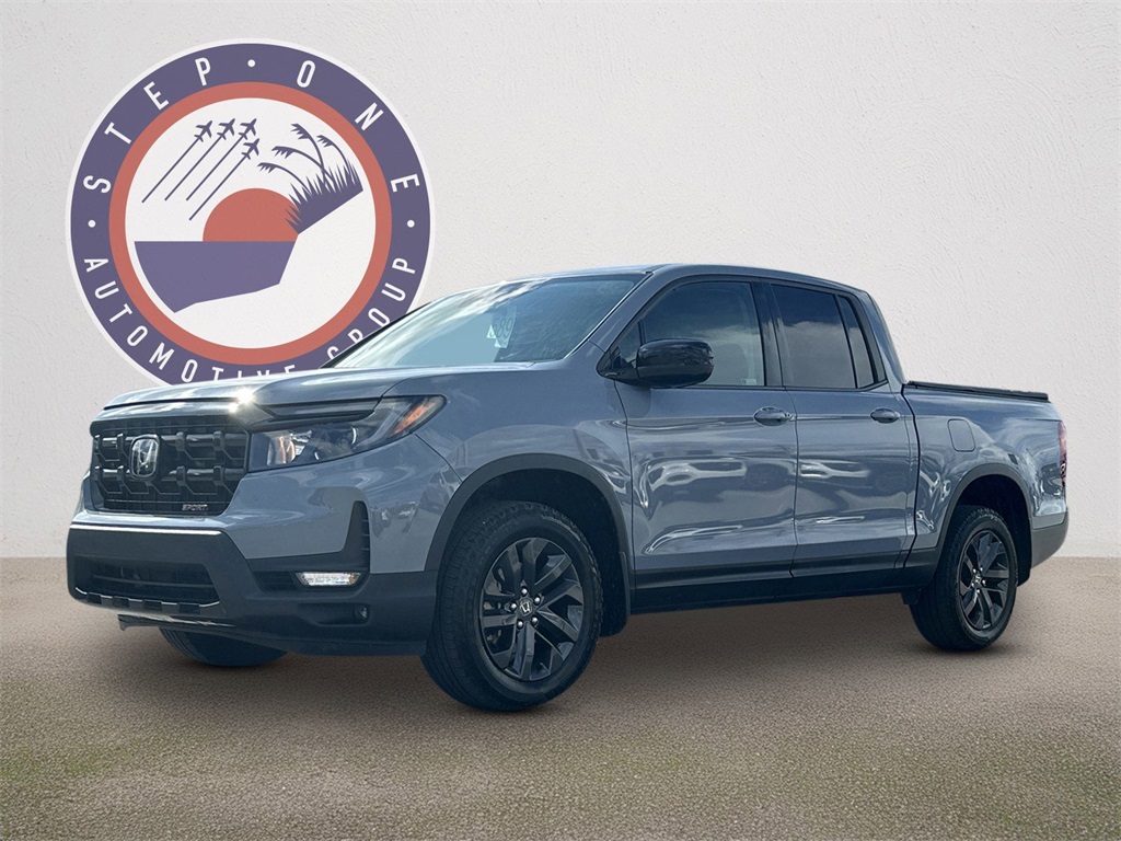 2024 Honda Ridgeline Sport photo 2