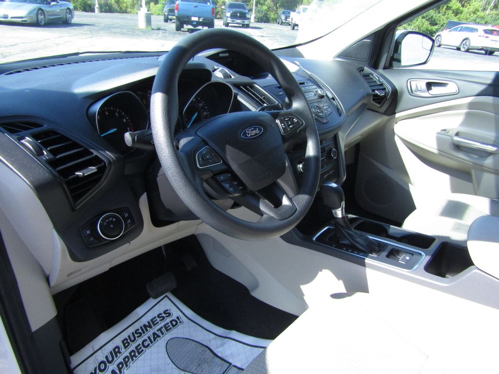 2017 Ford Escape SE photo 7