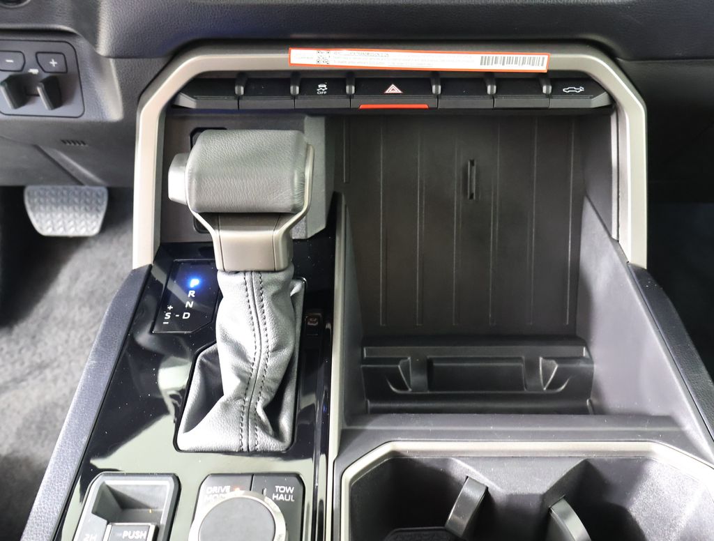 2025 Toyota Tundra SR5 photo 13