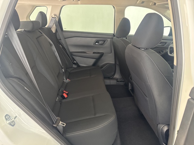 2026 Nissan Rogue S photo 24