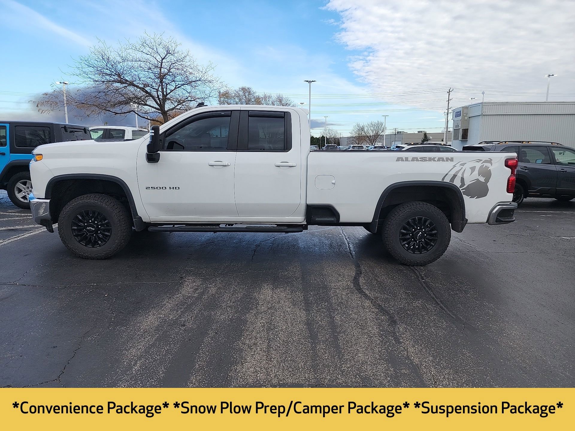 2021 Chevrolet Silverado 2500HD LT photo 2