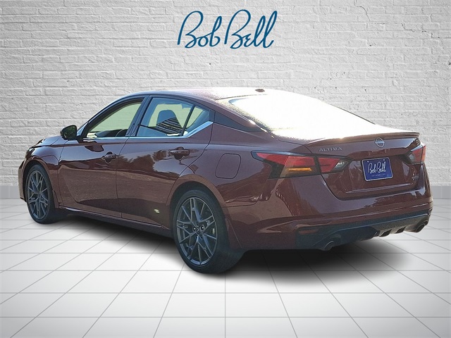 2024 Nissan Altima SR photo 4