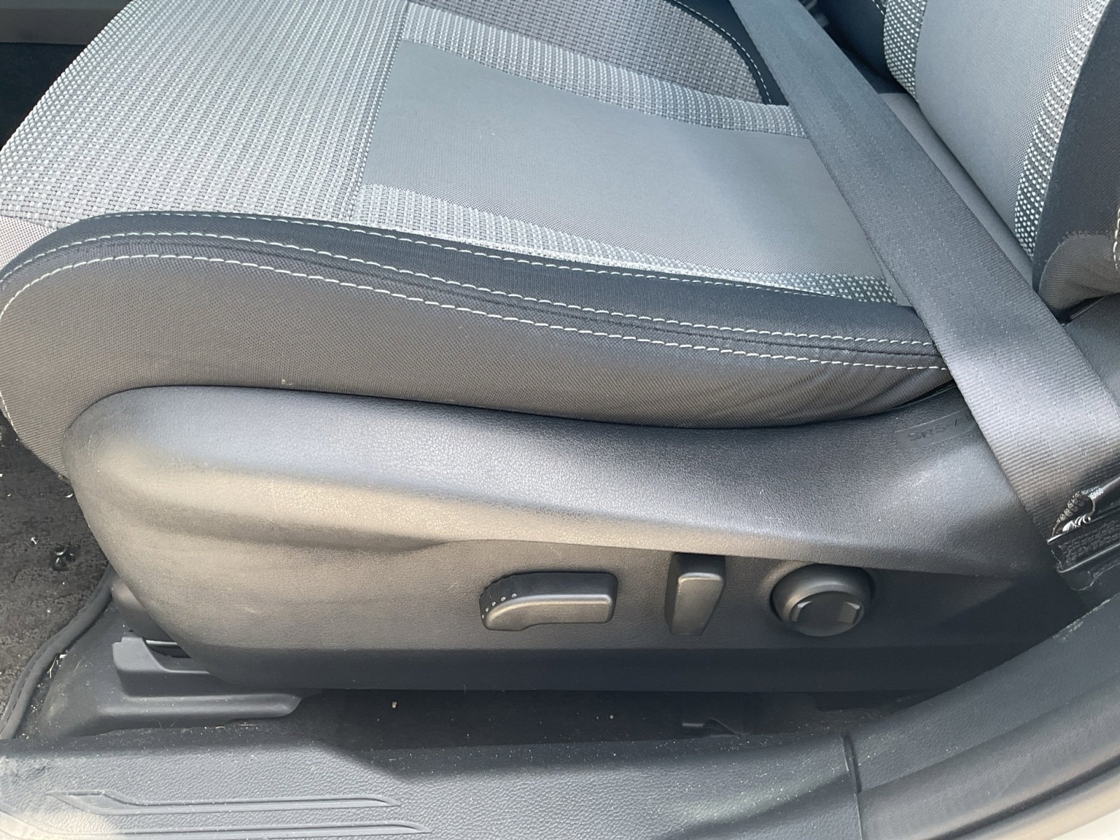2023 Subaru Outback Premium photo 24
