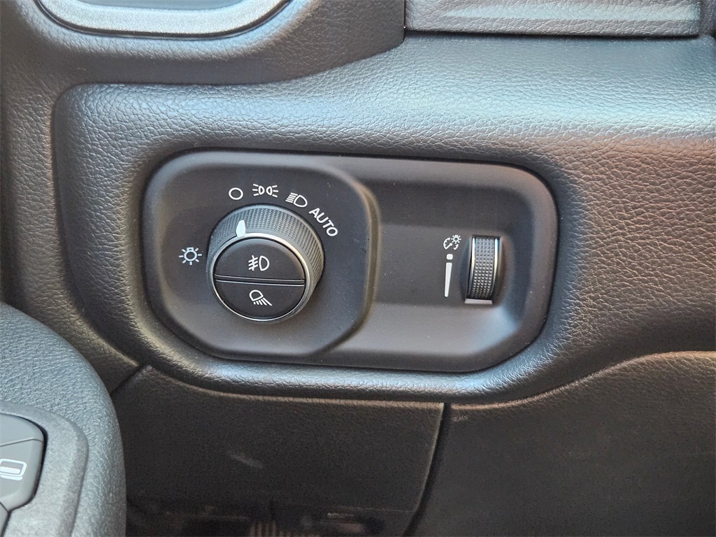 2026 Ram 3500 Tradesman photo 20