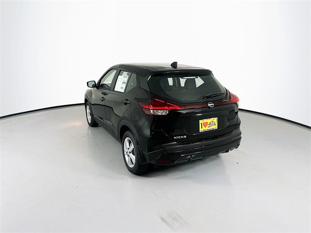 2025 Nissan Kicks Play S photo 5