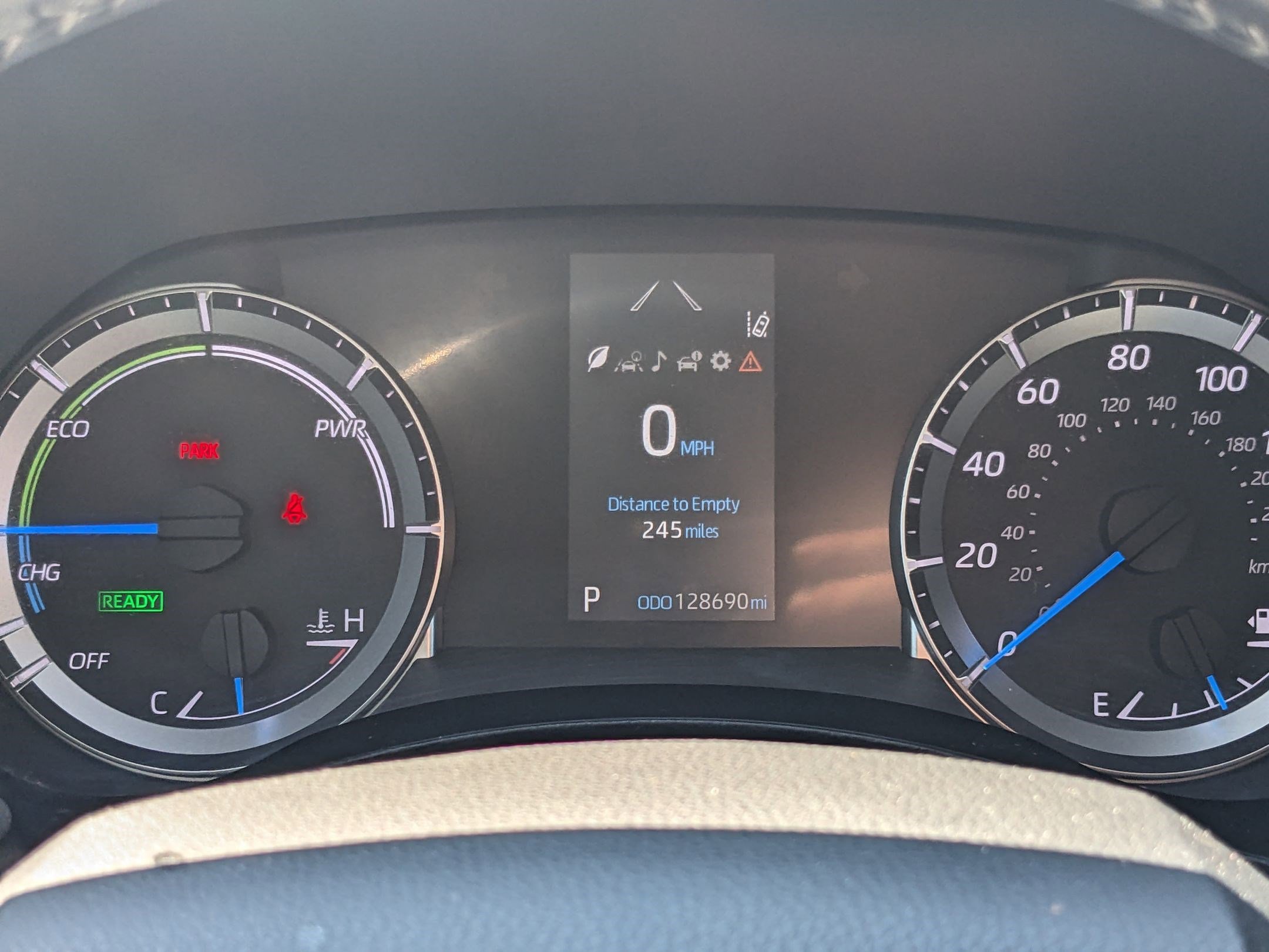 2021 Toyota Highlander Hybrid LE photo 17