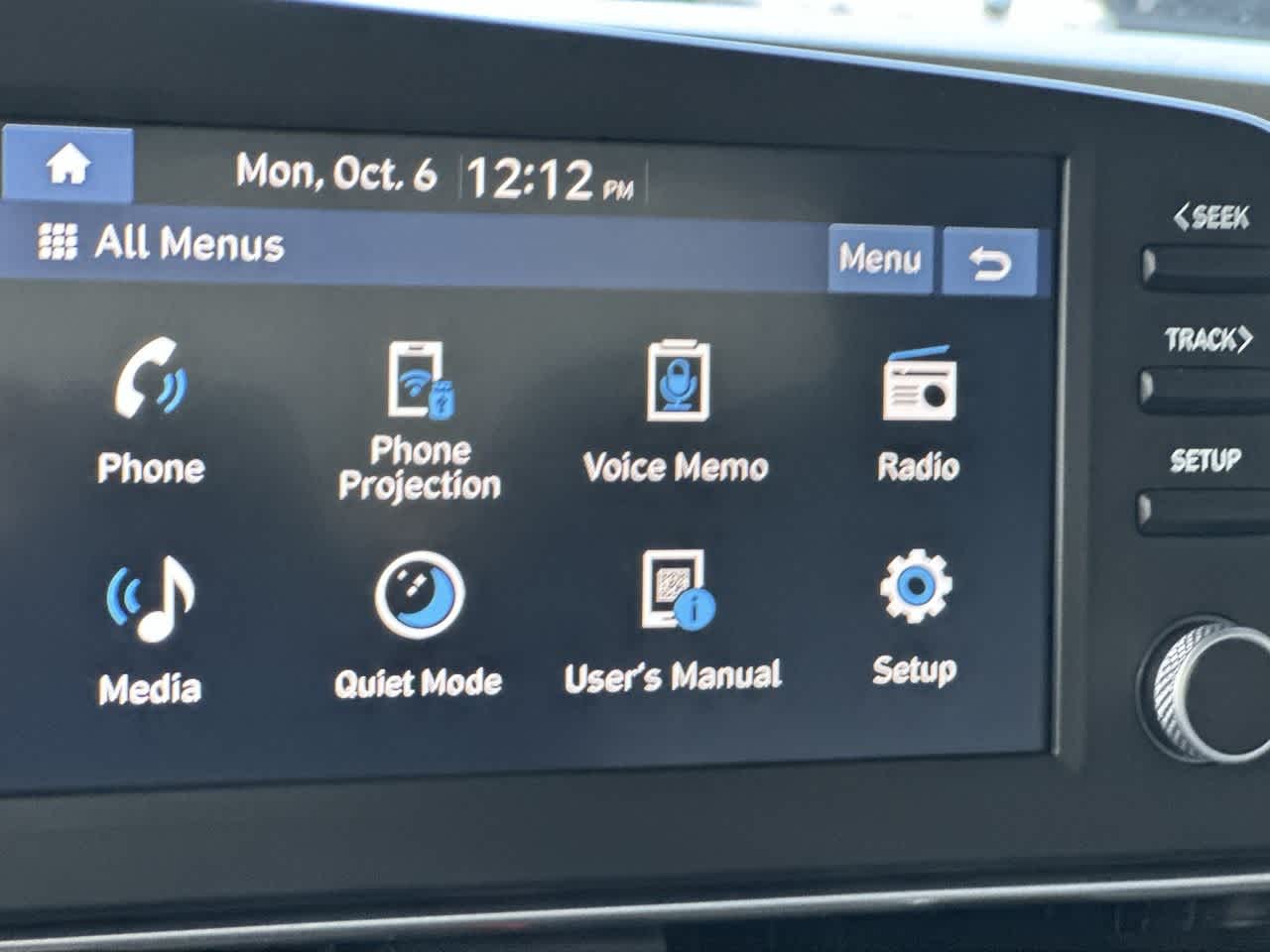 2025 Hyundai Elantra SEL Sport photo 12