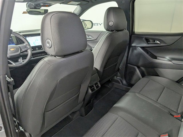 2025 Chevrolet Equinox LT photo 17