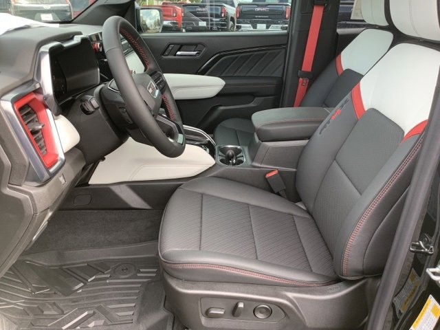 2025 Gmc Canyon AT4 photo 13