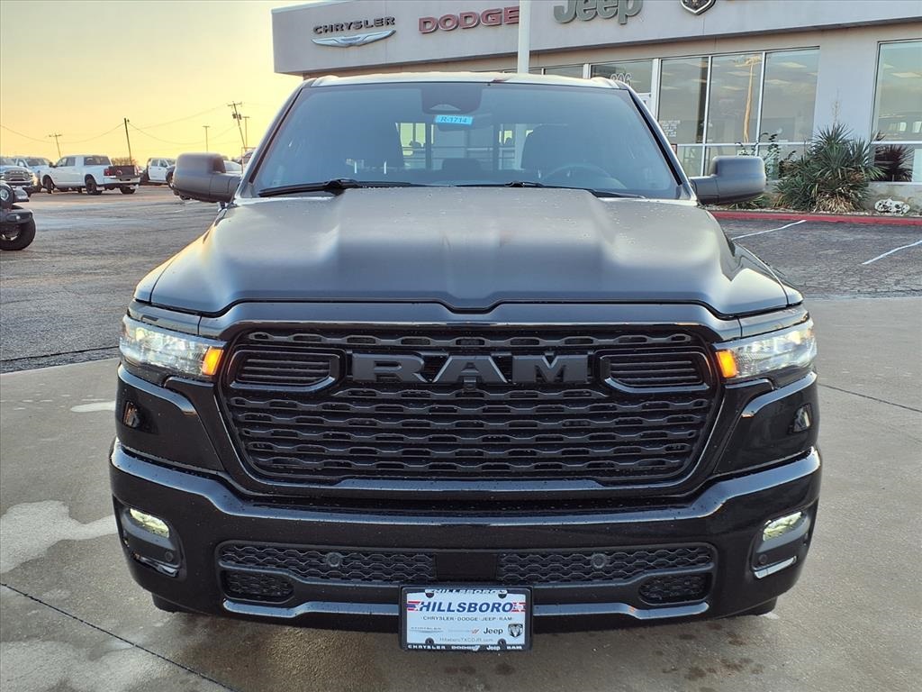 2025 Ram 1500 Tradesman photo 2