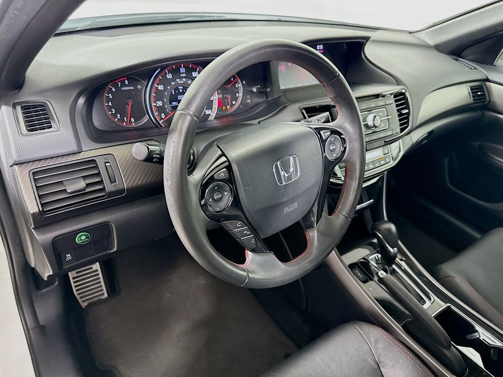 2017 Honda Accord Sport SE photo 8