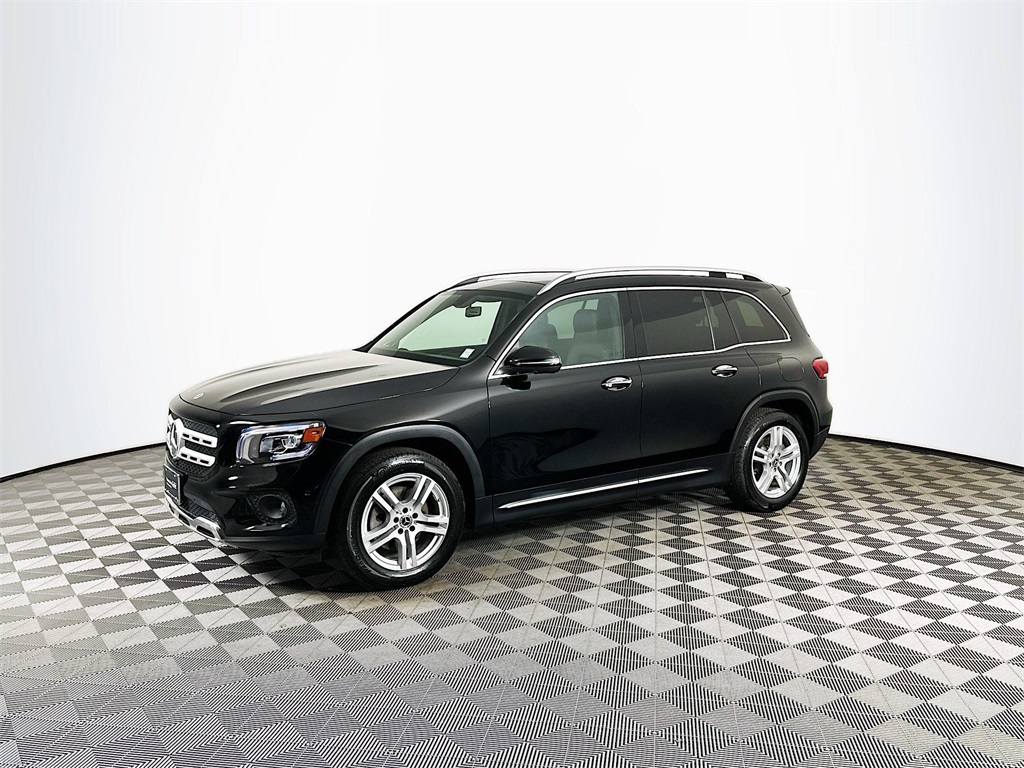 2021 Mercedes Benz GLB 350e photo 2