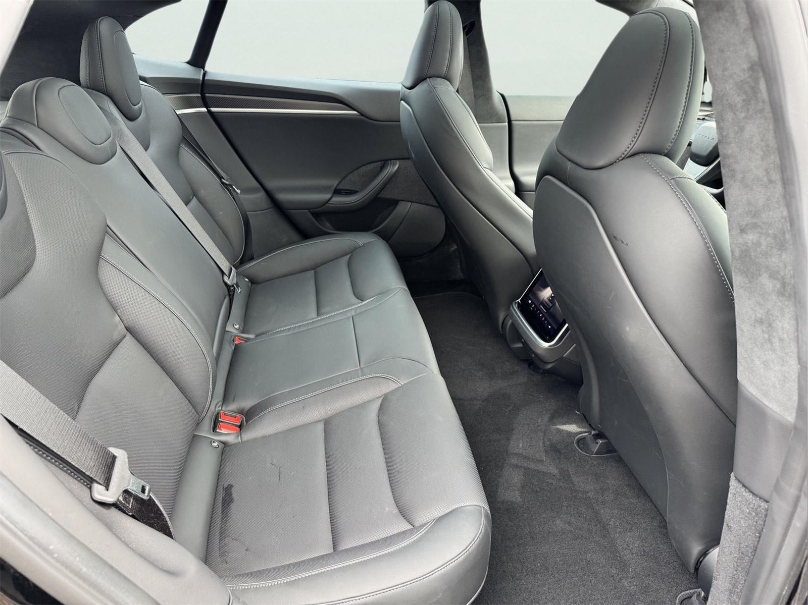 2022 Tesla Model S Plaid photo 20