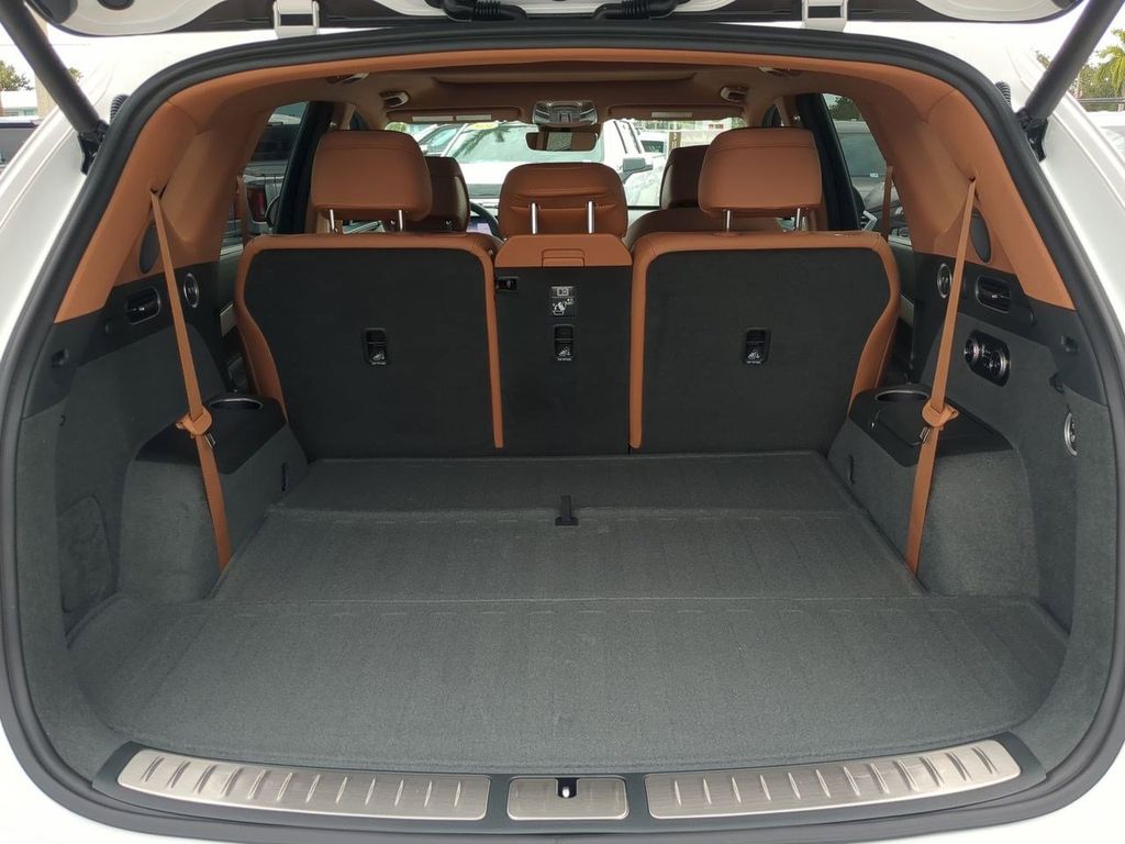 2026 Genesis GV80 2.5T Advanced photo 11