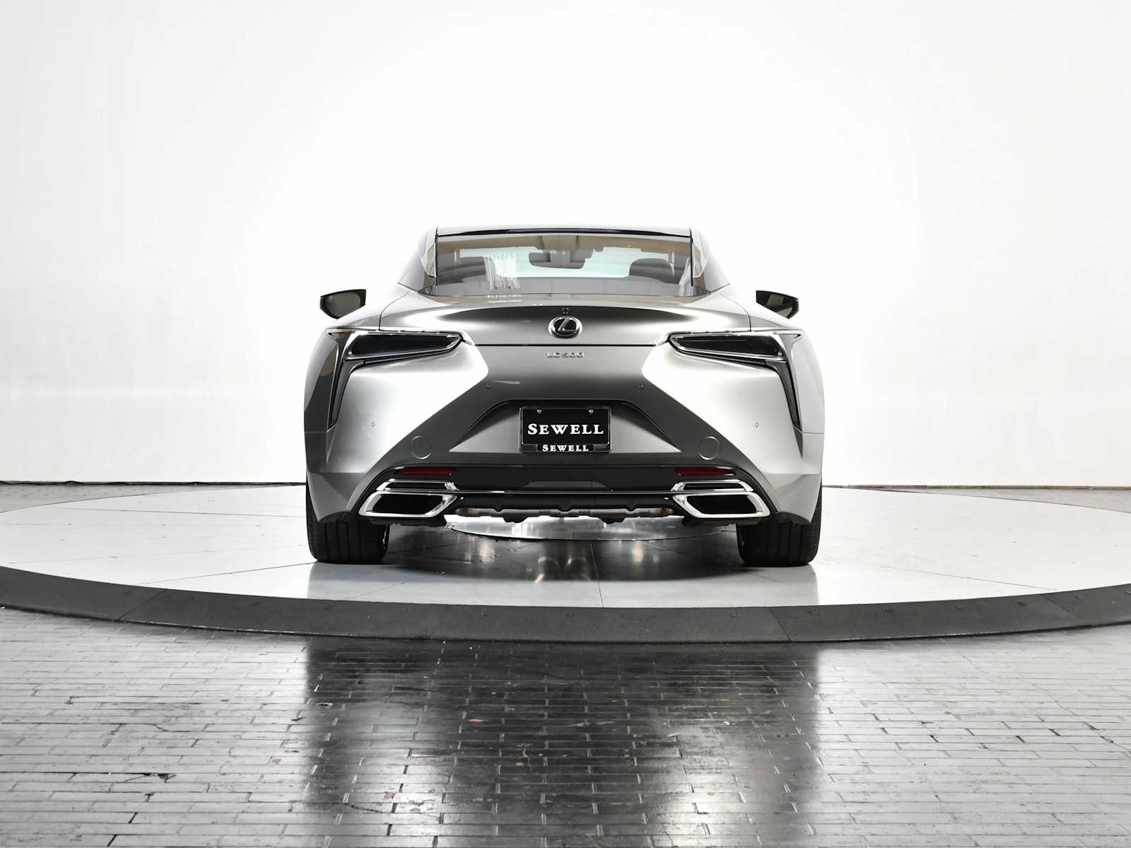 2019 Lexus LC 500 photo 4
