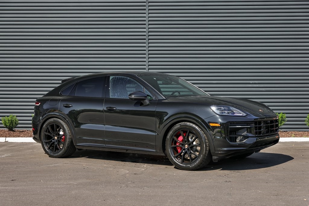 2026 Porsche Cayenne Coupe Base photo 7