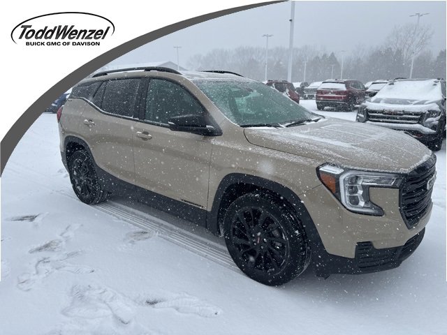 2023 GMC Terrain SLE's photo