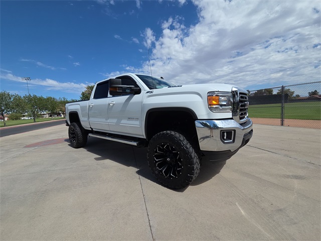 2019 Gmc Sierra HD SLE photo 29