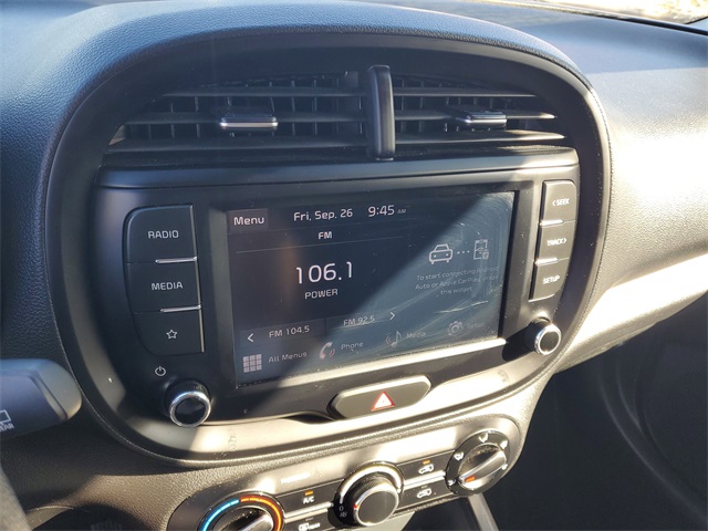 2023 Kia Soul LX photo 18
