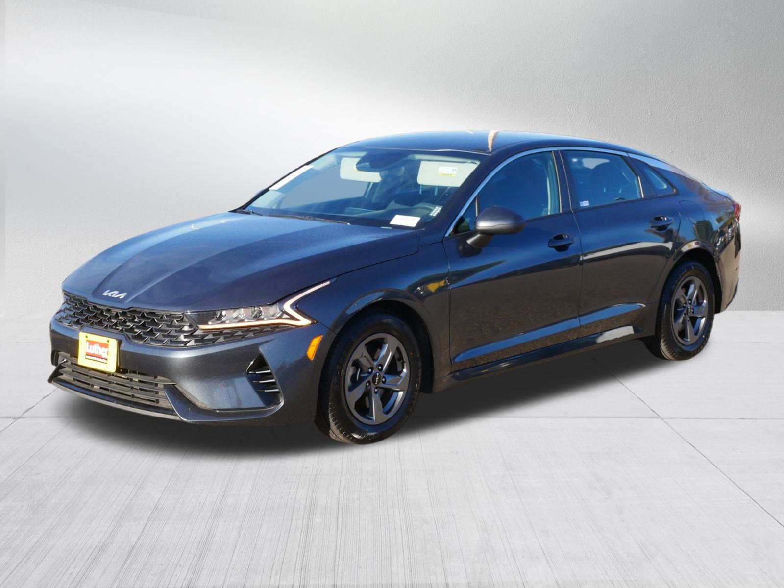 2023 Kia K5 LXS photo 3