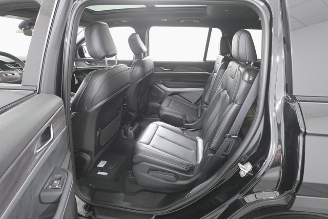 2025 Jeep Grand Cherokee Limited photo 22