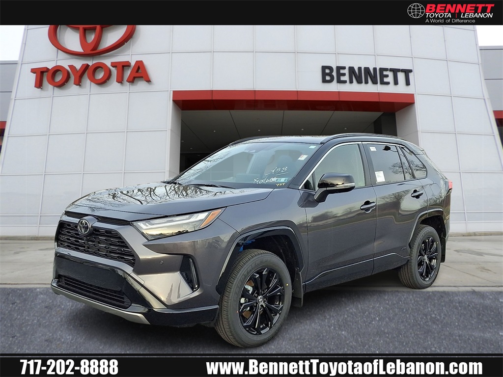 2025 Toyota RAV4 XSE's photo