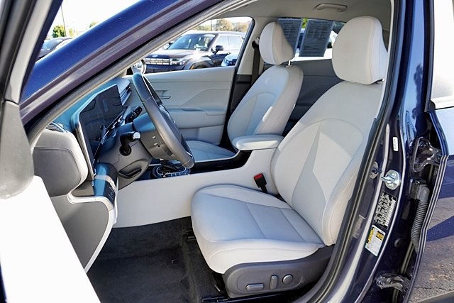 Used 2025 Blue Hyundai SEL image 14