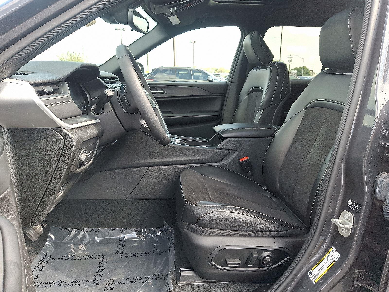 2023 Jeep Grand Cherokee Altitude X photo 11