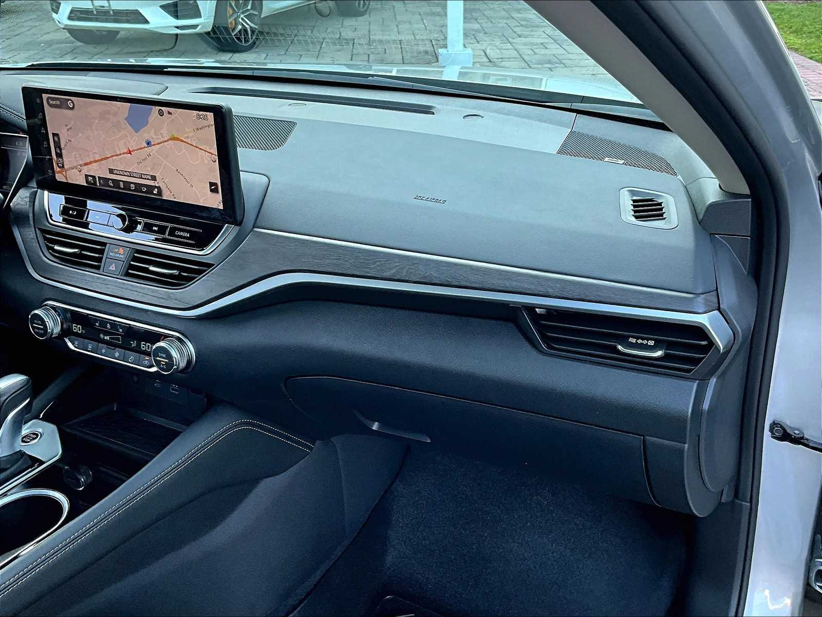 2023 Nissan Altima 2.5 SL photo 13