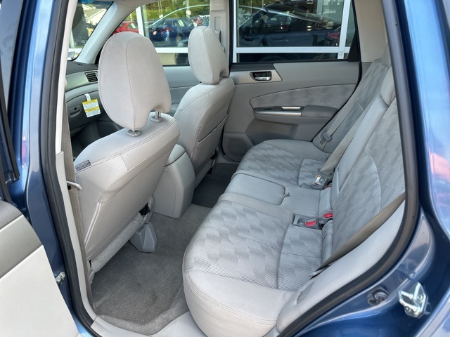 2010 Subaru Forester 2.5X Premium photo 36