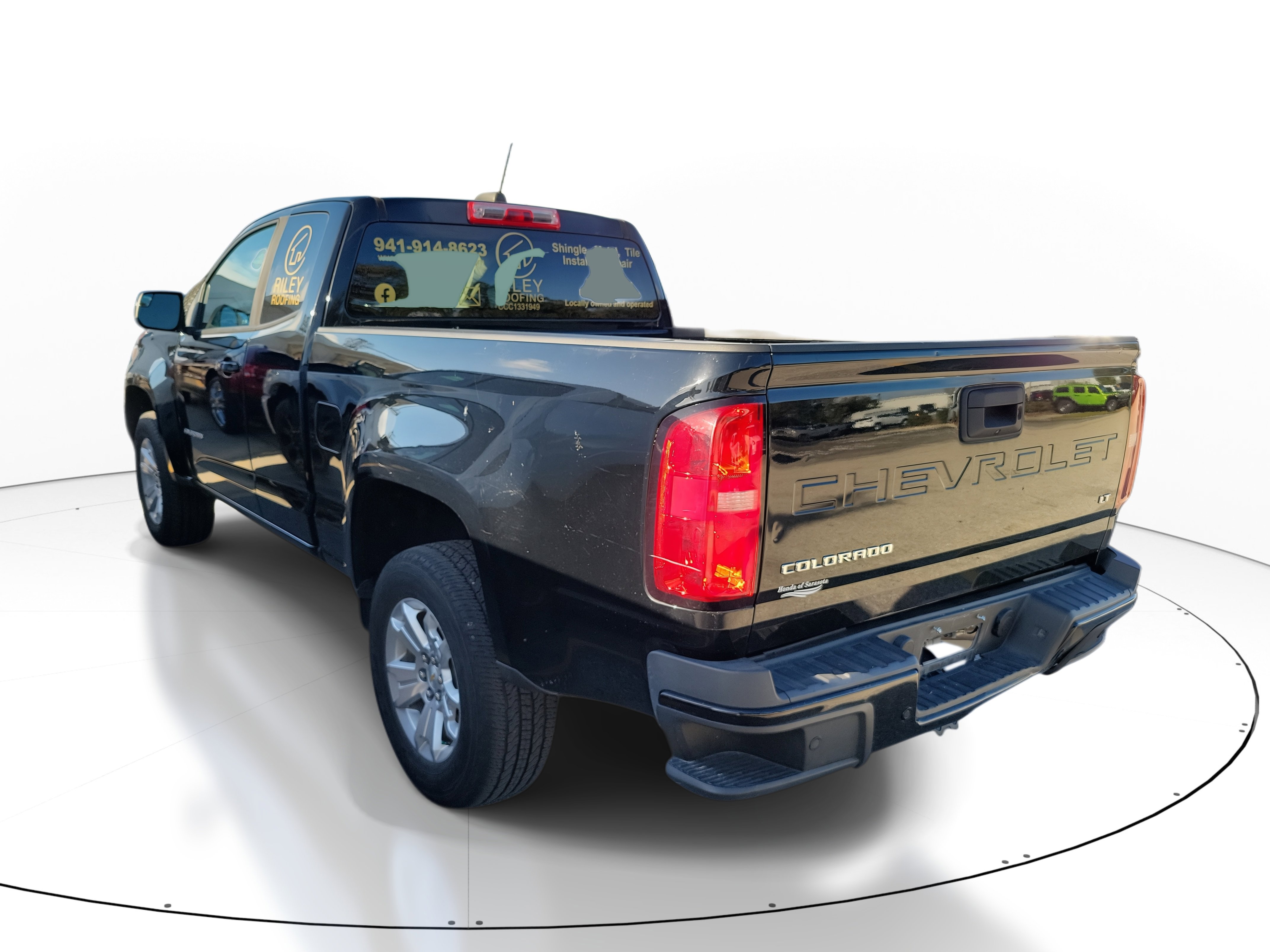2022 Chevrolet Colorado LT photo 3