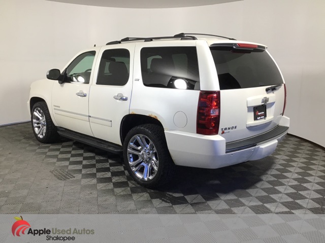 2011 Chevrolet Tahoe LTZ photo 4