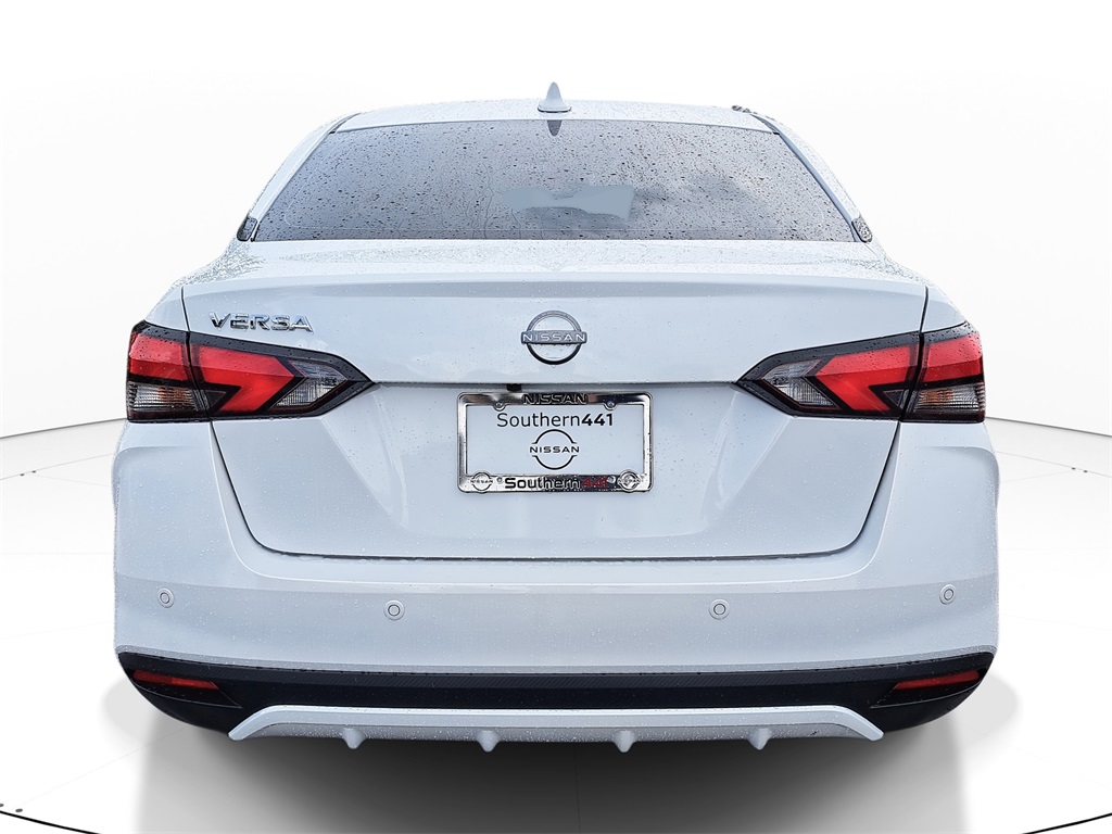 2025 Nissan Versa 1.6 SV photo 6
